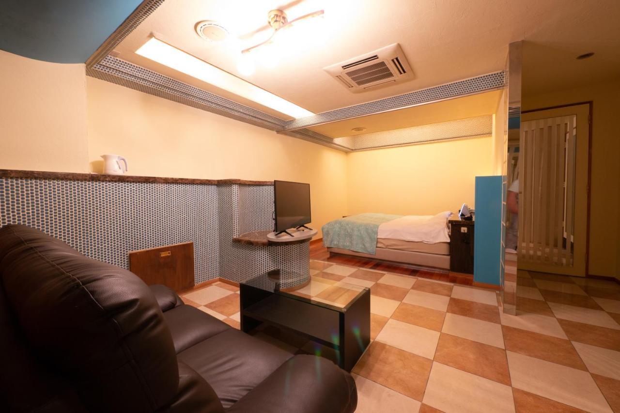 Hotel Rplus日高 (Adults Only) Hidaka  Zewnętrze zdjęcie