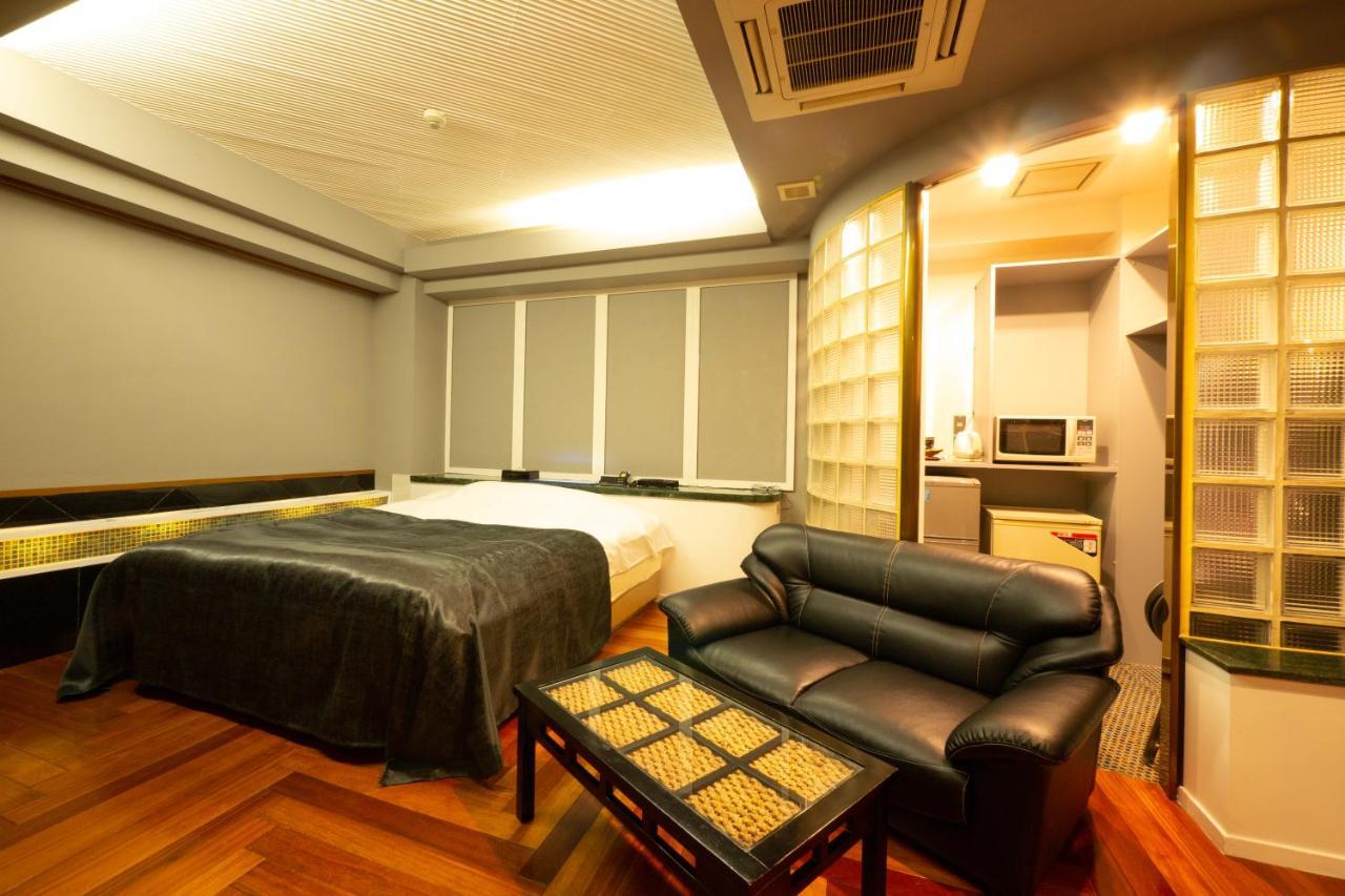 Hotel Rplus日高 (Adults Only) Hidaka  Zewnętrze zdjęcie